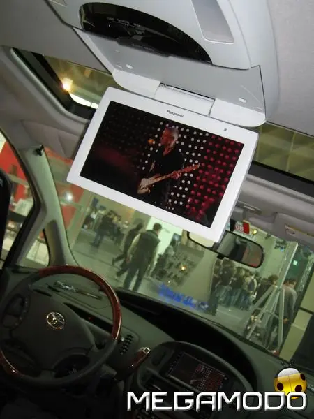 Panasonic CY-VHD9401N, widescreen a colori con lettore DVD integrato 