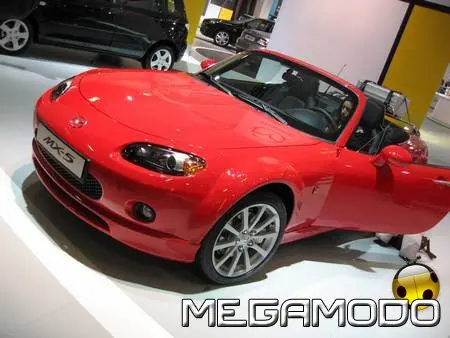 Mazda MX-5 Roadster Coupe, pronta a tutto