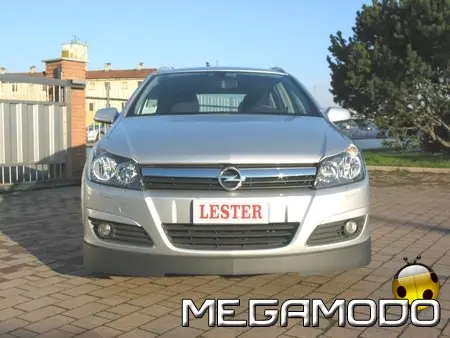 Opel Astra 5P by Lester