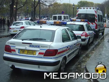 Antenne speciali Calearo sulle vetture delle polizie francesi e tedesche