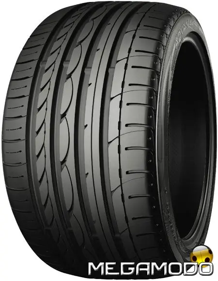 Yokohama ADVAN Sport V103 al My Special Car Show