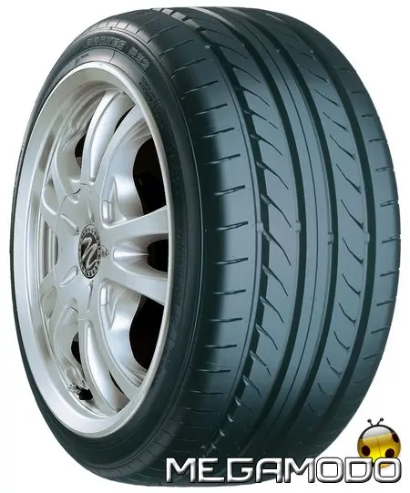 Toyo Proxes R32 su Lexus IS 250 e 220D