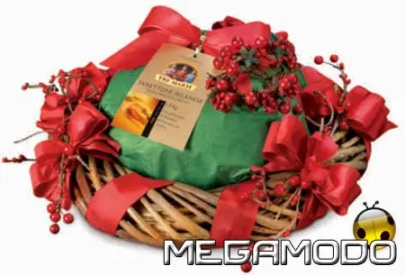 Panettone Milanese in Ghirlanda di Natale