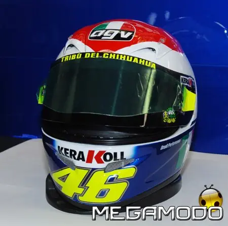 Il casco AGV di Valentino Rossi all'asta su eBay