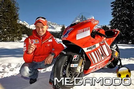 La nuova Ducati Desmosedici GP8