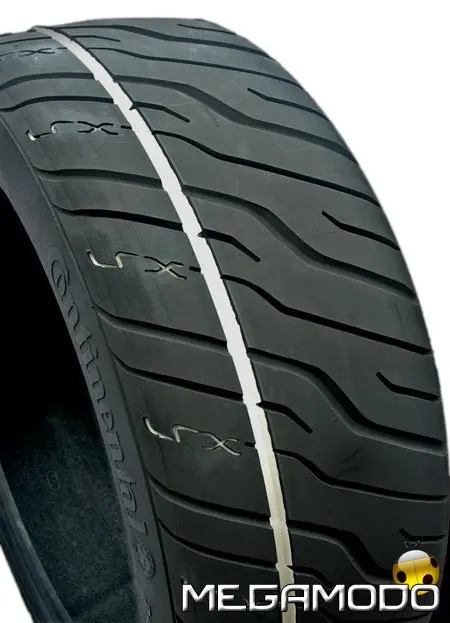 Concept tyre Continental per la Land Rover LRX