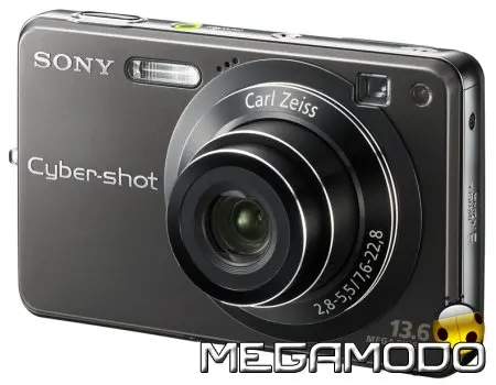 Sony Cyber-shot W300, antigraffio in titanio