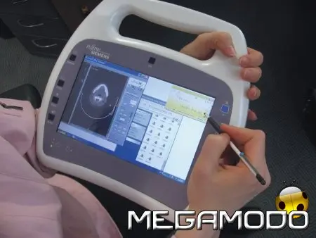 Esprimo MA, tablet PC rivoluzionario per il mondo della sanità 