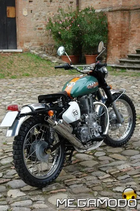Royal Enfield 113 Lame e Surprise Attack Special Edition