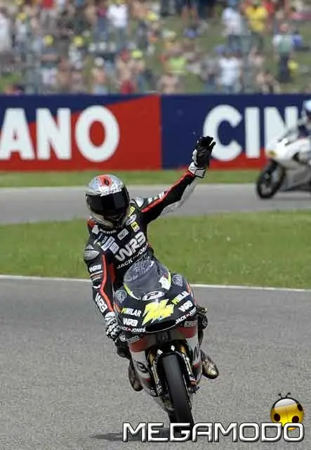 Simone Corsi, che vittoria al Mugello