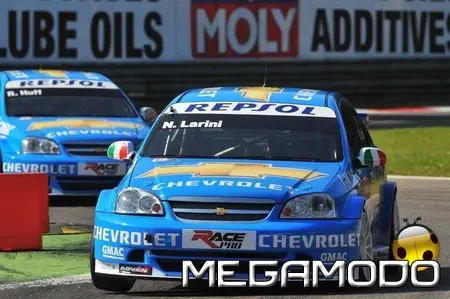 Nicola Larini sul podio a Monza