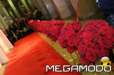 3000 Rose Rosse per il Martini Premiere