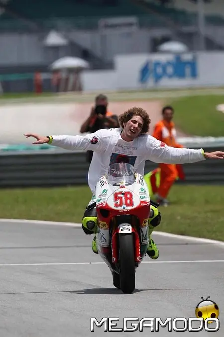 Marco Simoncelli è Campione del Mondo della classe 250