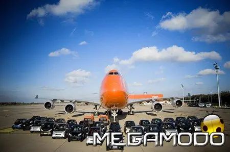 30 smart fortwo e un Boeing 747