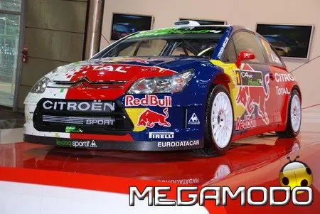 Nuova Citroen C4 WRC HybriD4