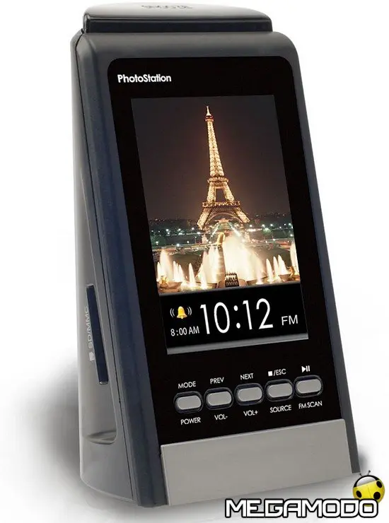 Mustek PF-T350, non la solita radiosveglia