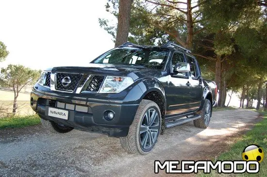 Nuovo Nissan Navara Tecnosport 200CV
