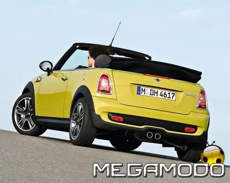 Nuova Mini Cabrio, look più adulto