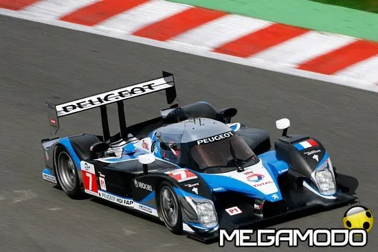 24 Ore di Le Mans, parte la grande sfida di Peugeot