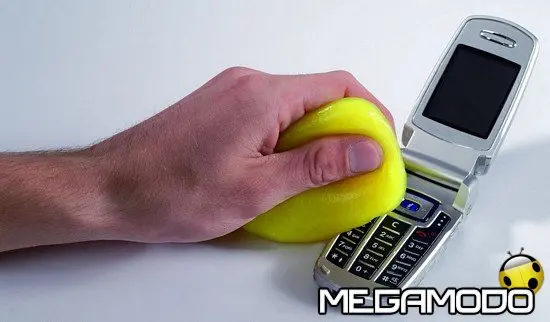 Cyber Clean vince la lotta contro i batteri