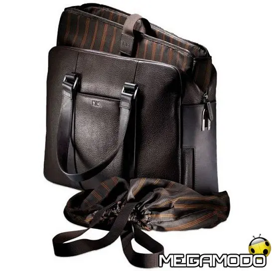 Moving Stripes di Nava, borsa pratica dal design essenziale