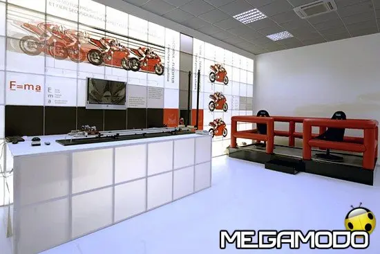 Le scuole vanno in vacanza, Fisica In Moto no