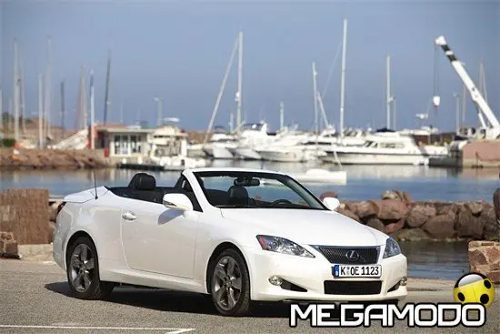 Nuova Lexus IS 250C