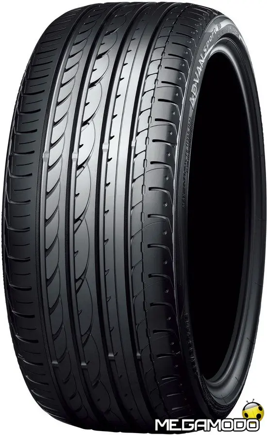 Yokohama ADVAN Sport V103 sulla Classe C