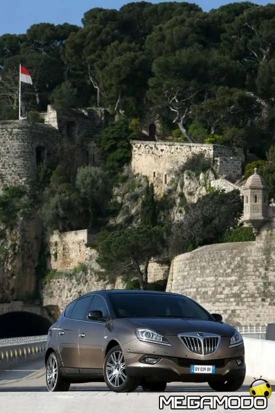 Lancia incontra le signore del mare 