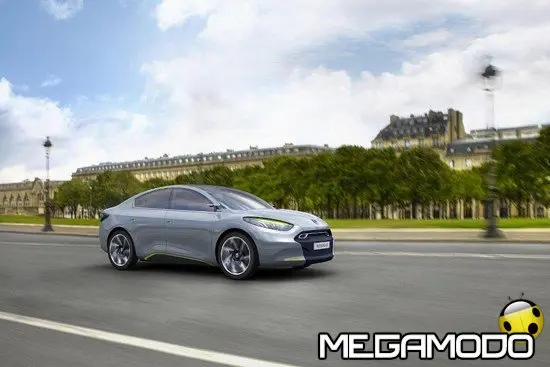 Renault Fluence Z.E. Concept, una familiare elettrica