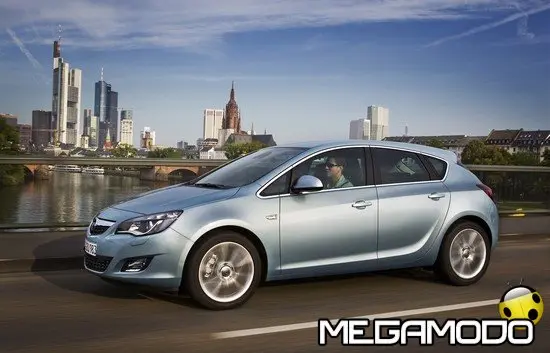 Nuova Opel Astra, design sportivo e guida emozionante 