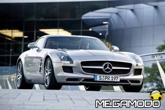Mercedes-Benz SLS AMG, la nuova Ali di gabbiano