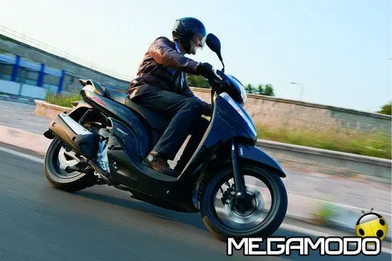 Nuovo Honda SH300i, C-ABS e Sporty 2010