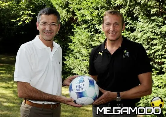 Adidas e Puma insieme per la pace