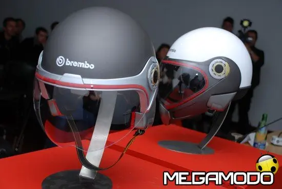 Brembo e Newmax, nuova linea di caschi ad EICMA