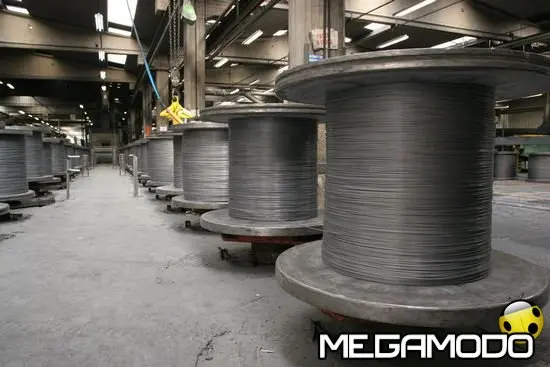 Steelcord Pirelli: con KFI, cordicella dal magazzino al globo