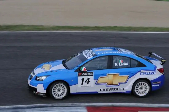 Chevrolet, esordio positivo nella gara conclusiva di Macao