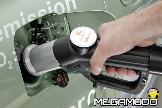 Nuova Mercedes-Benz Classe B F-CELL 