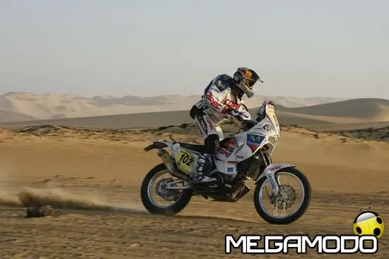 Santiago de Cile acclama 'Chaleco' Lopez