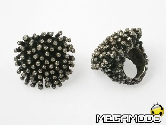 Anemone, l'anello generato dalla combinazione dei 4 elementi