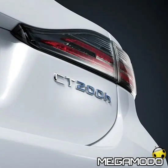 Lexus svela la nuova CT 200h
