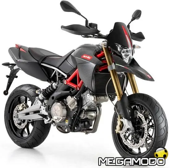 Aprilia Dorsoduro versione Factory della maxi motard