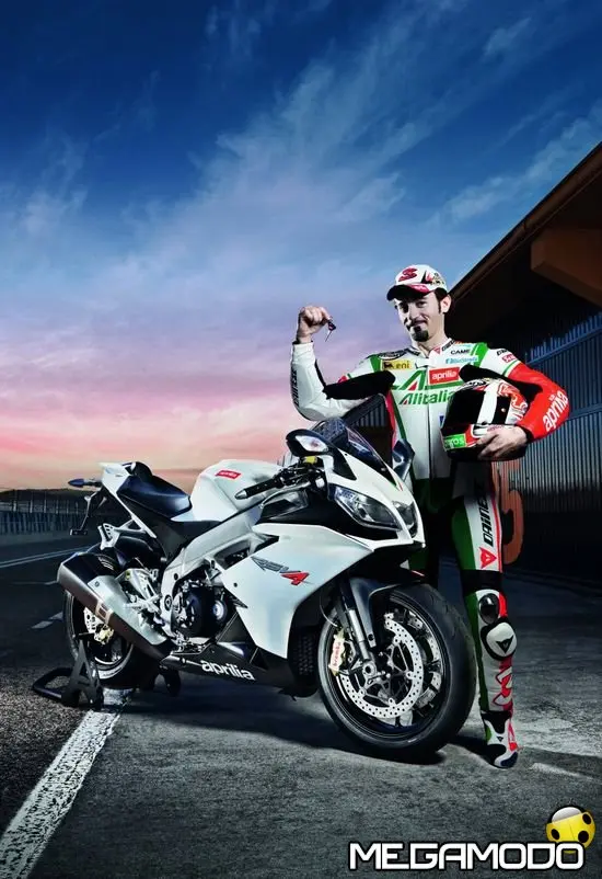 Aprilia RSV4 On Track Tour 2010