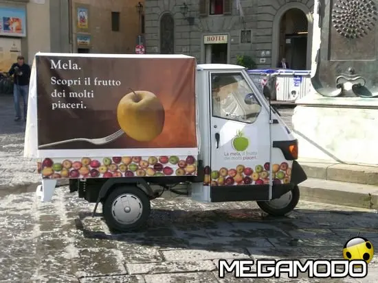 Mela in tour a Pisa e Livorno