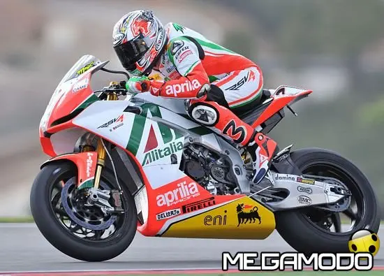 Aprilia RSV4 WSBK, nuovo sistema di distribuzione