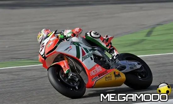 L'Aprilia Alitalia Racing Team pronto alla gara di Kyalami