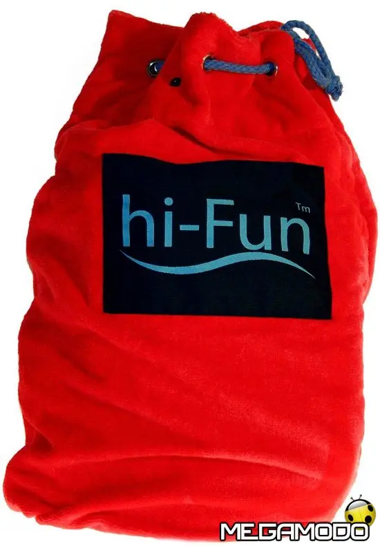 Hi-Sun è un telo mare, uno zaino, uno speaker