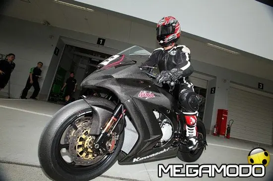 La nuova Kawasaki Ninja ZX-10R a Suzuka