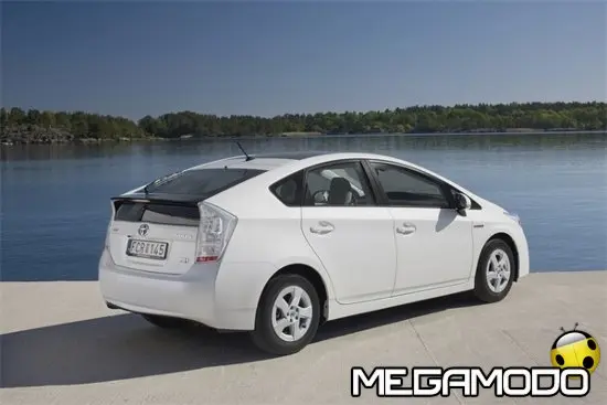 Toyota, record di vendite per i veicoli ibridi