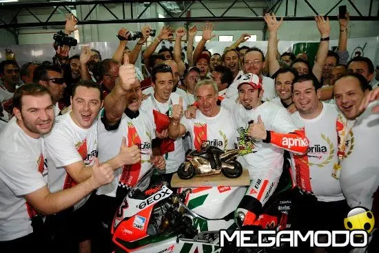 Max Biaggi torna campione, ad Imola un giorno indimenticabile 